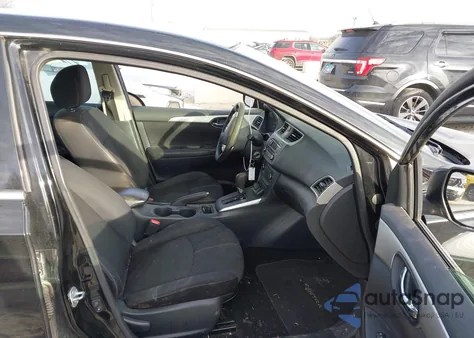 2017 Nissan Sentra S z USA, uszkodzony, nr VIN 3N1AB7AP6HY229953